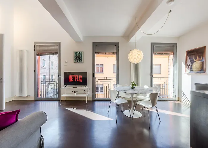 Ab Plus- Via Dello Scalo 10 Klimt 아파트 볼로냐