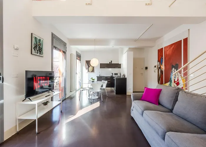 Ab Plus- Via Dello Scalo 10 Klimt *