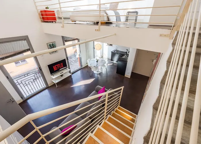 Ab Plus- Via Dello Scalo 10 Klimt * 볼로냐