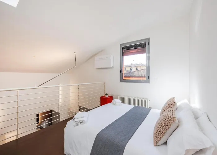 Ab Plus- Via Dello Scalo 10 Klimt